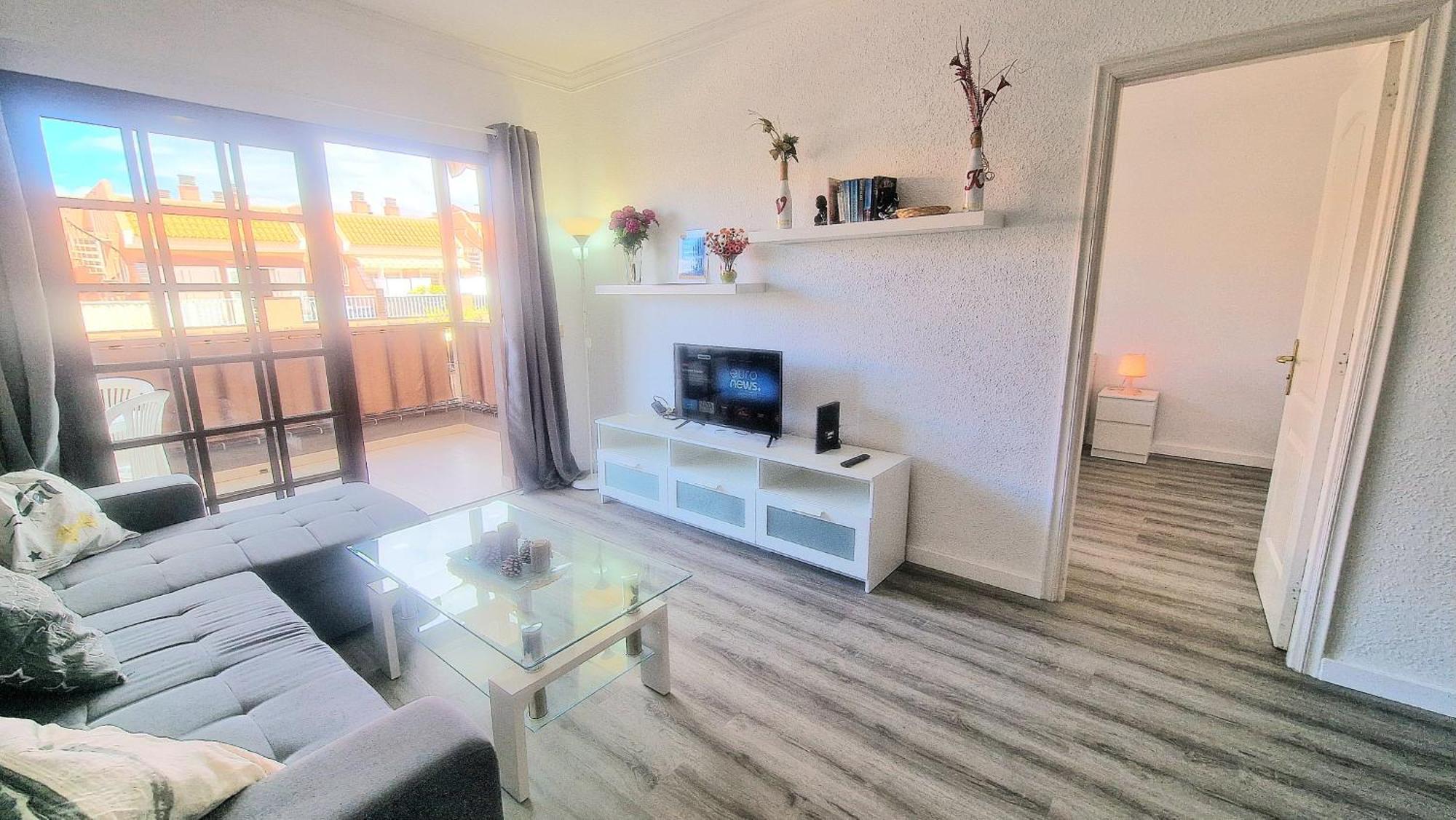 Cozy Tenerife South Wifi & Pool Appartamento *